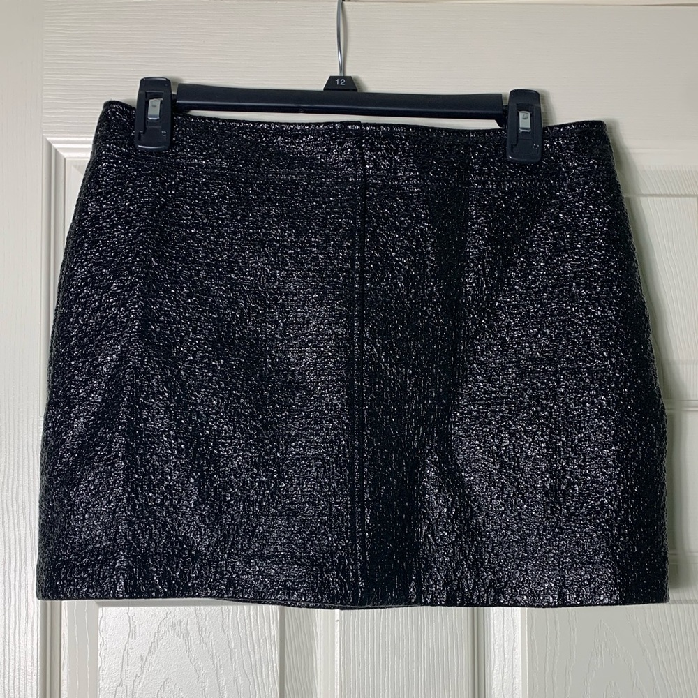 Zara | Black Textured Shiny Vegan Leather Mini Skirt - Medium